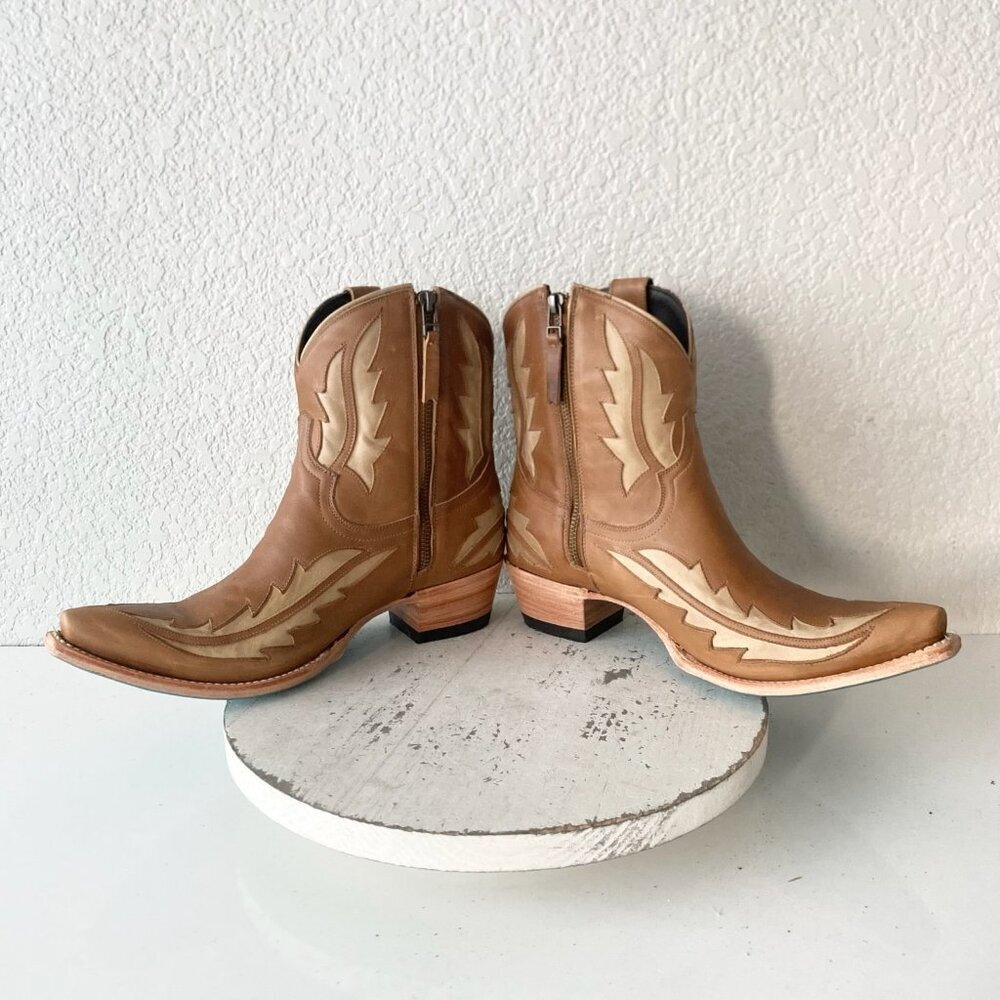 NEW Lane WALK THE LINE Womens Cowboy Bootie 10.5 Brown Cowgirl Short Ankle Boots - Picture 7 of 11